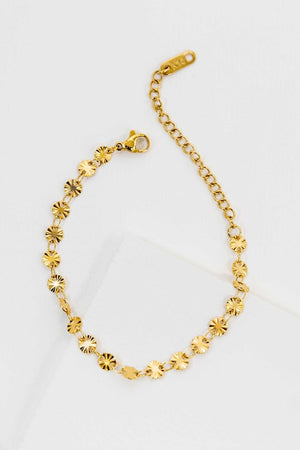 Ruffled Gold Circle Charm Bracelet