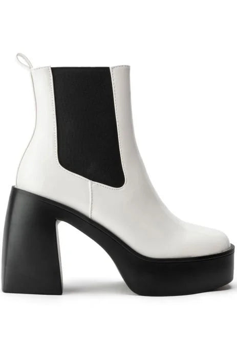 CHERRY CHUNKY BOOTIE IN BLACK WHITE